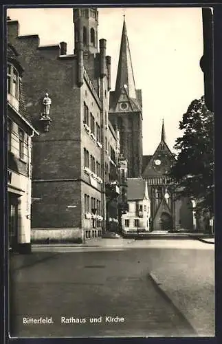 AK Bitterfeld, Rathaus und Kirche