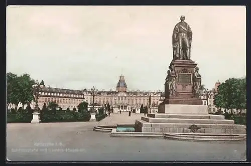 AK Karlsruhe i. B., Schlossplatz mit Landes-Museum