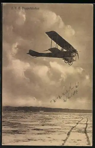 Foto-AK Sanke Nr. 37: L. V. G. Doppeldecker-Flugzeug überm Feld