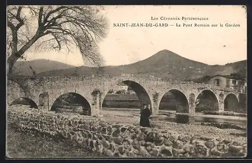 AK Saint-Jean-du-Gard, Le Pont Romain sur le Gardon