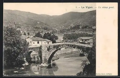 AK Le Vigan, Le Vieux Pont