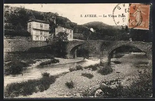 AK Aveze, Le Vieux Pont