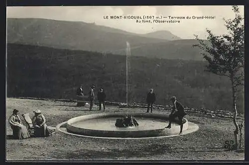 AK Val-d’Aigoual, Le Mont-Aigoual-Terrasse du Grand-Hotel, Au fond, l`Observatoire