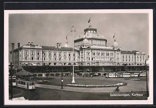 AK Scheveningen, Strassenbahnen vor dem Kurhaus