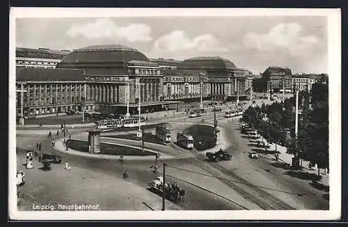 AK Leipzig, Strassenbahnen vor dem Hauptbahnhof