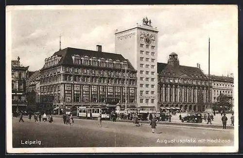 AK Leipzig, Strassenbahnen auf dem Augustusplatz mit Hochhaus