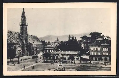 AK Bolzano, Piazza Vittorio Eman. II, Strassenbahn