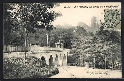 AK Laon, Le Tramway, vue prise du Mont de Vaux, Strassenbahn