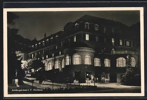 AK Schlangenbad /Ts., Kurhaus bei Nacht