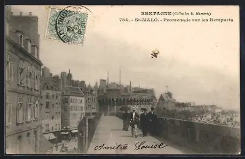 AK St-Malo, Promenade sur les Remparts