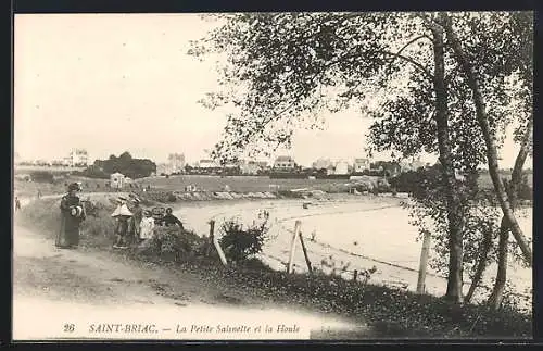 AK Saint-Briac, La Petite Salinette et la Houle