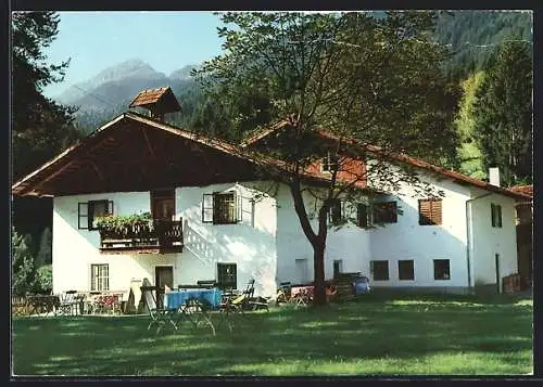 AK Völlan, Gasthaus Völlaner Badl, Gartenpartie