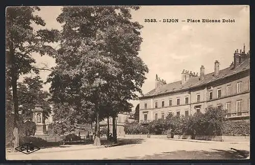 AK Dijon, Place Étienne Dolet avec arbres et bâtiments historiques