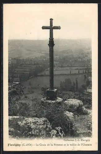 AK Flavigny, La Croix de la Poterne et la vallée de l`Ozerain