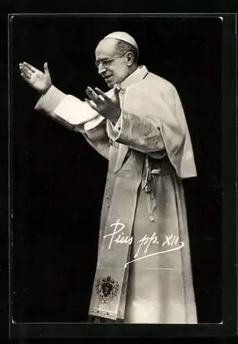 AK Papst Pius XII. in Soutane