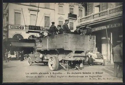 AK Brüssel, Soldaten im LKW fahren durch die Stadt