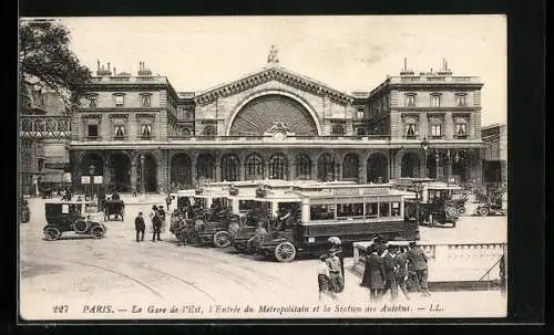 AK Paris, La Gare de l`Est, l`entrée du Metropolitain et la Station des Autobus