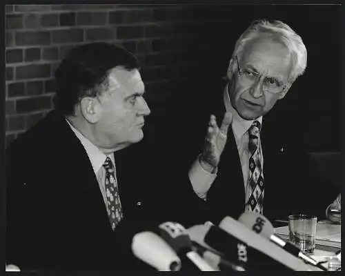 Fotografie Sepp Spiegl, Bonn, Bayerns Ministerpräsident Edmund Stoiber und Ba.-Württ. Ministerpräsident Erwin Teufel