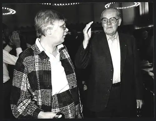 Fotografie Sven Simon, Bonn, Ehrengast Herbert Wehner mit Frau Greta, 1987