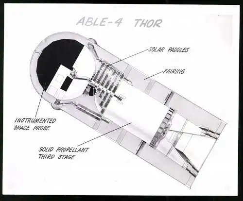 Fotografie USIS Photo, Vienna, the third stage of the Thor-Able 4 launcher with foldes solar paddles, 26 x 21cm