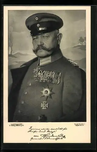 AK Portrait Generalfeldmarschall Paul von Hindenburg in Uniform mit Orden