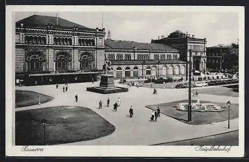 AK Hannover, Belebte Szene vor dem Hauptbahnhof