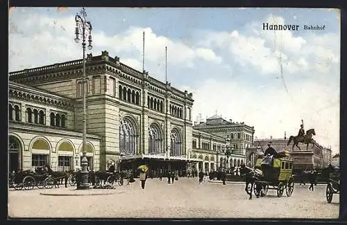 AK Hannover, Bahnhof mit Denkmal