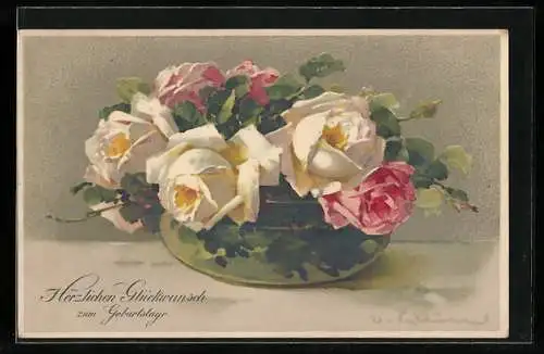 Künstler-AK Catharina Klein: Rosenstrauss in grüner Vase, Geburtstagsgruss