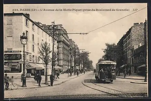 AK Paris, L`Avenue de la Motte-Piquet, prise du Boulevard de Grenelle