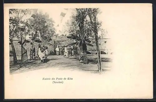 AK Kita, Entrée du Poste