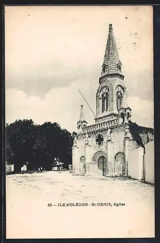 AK St-Denis /Île d`Oléron, Église de St-Denis avec son clocher distinctif