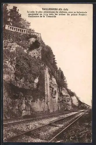 AK Taillebourg, Le coin le plus pittoresque du château avec sa balustrade construite en 1717