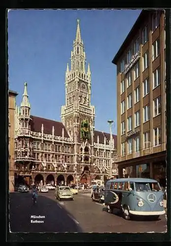 AK München, Autos vor dem Rathaus