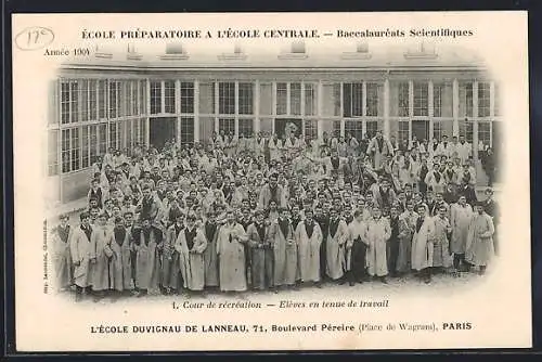 AK Paris, L`École Préparatoire a l`école centrale, Baccalauréats Scientifiques, Cour de récréation, Elèves