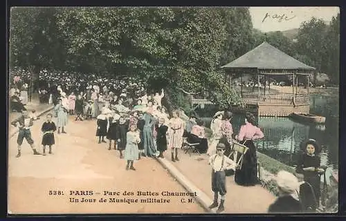 AK Paris, Parc des Buttes Chaumont, Un Jour de Musique militaire