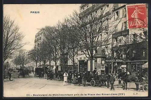 AK Paris, Boulevard de Ménilmontant pris de la Place des Amandiers