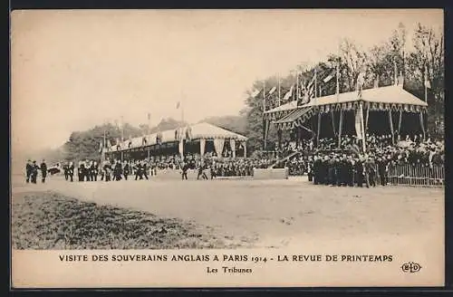 AK Paris, Les Tribunes, Visite des Souverains Anglais 1914