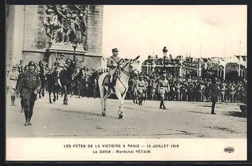 AK Paris, Siegesparade / Fete de la Victoire 1919, La Défilé - Marechal Petain