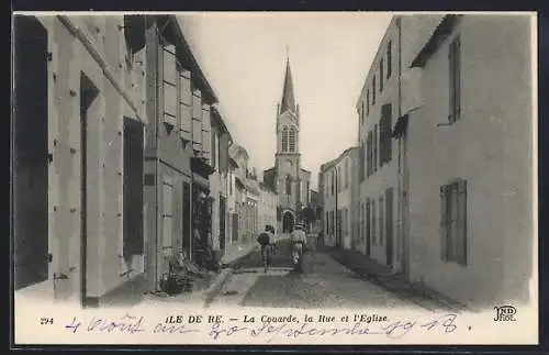 AK La Couarde /Il de Re, La rue et l`église