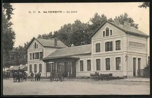 AK La Charité, La Gare