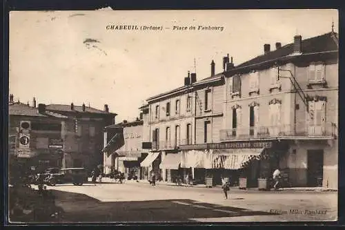 AK Chabeuil, Place du Faubourg avec des bâtiments et des commerces