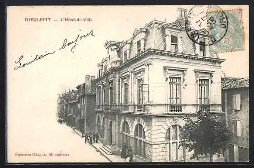 AK Dieulefit, L`Hôtel-de-Ville