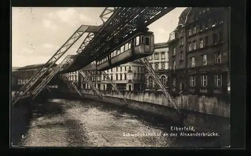 AK Elberfeld, Schwebebahnhof an der Alexanderbrücke