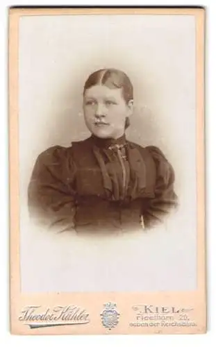 Fotografie Theodor Kähler, Kiel, Fleethörn 29, Dora Johannsen aus Rabenkirchen