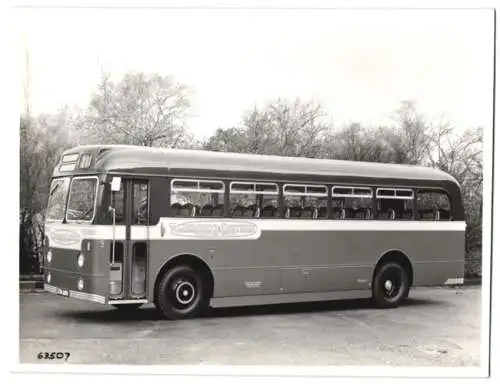 Fotografie Chas. K. Bowers & Sons, London, AEC Bus der Aldershot & District Traction Co. Ltd.