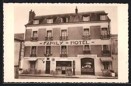 AK Langeais, Le Family Hotel avec terrasse et café