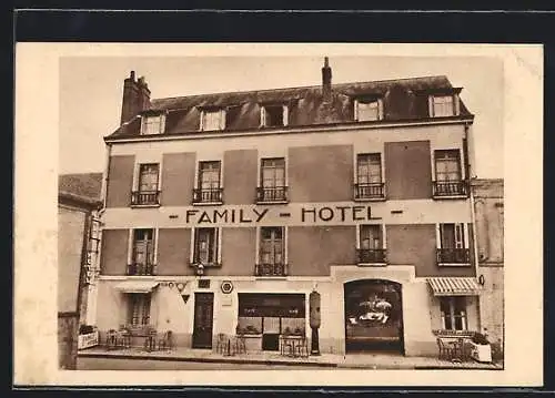 AK Langeais, Le Family-Hotel avec le café et la terrasse