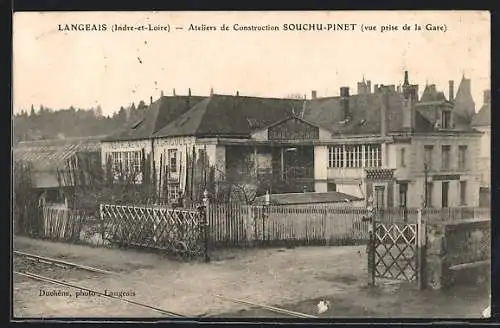 AK Langeais, Ateliers de Construction Souchu-Pinet, vue prise de la Gare