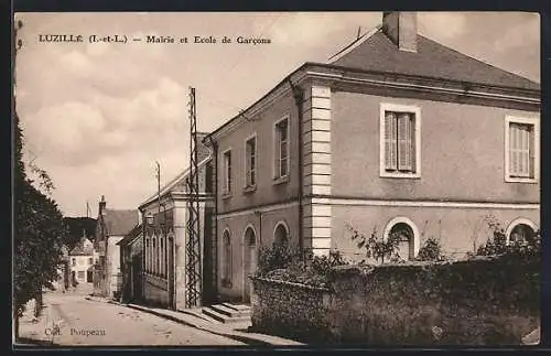 AK Luzillé, Mairie et École de Garcons