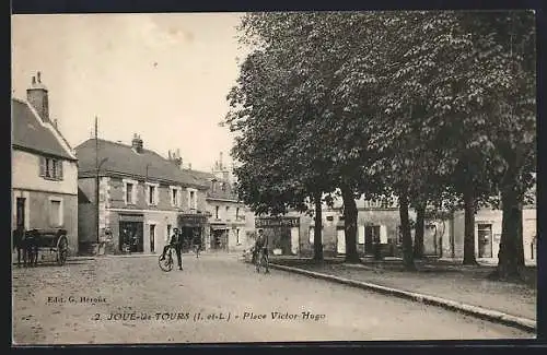 AK Joué-lès-Tours, Place Victor-Hugo